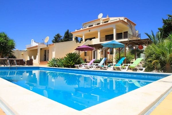 AltaVista Surf And Adventure Lodge (Praia da Luz, Portugal)