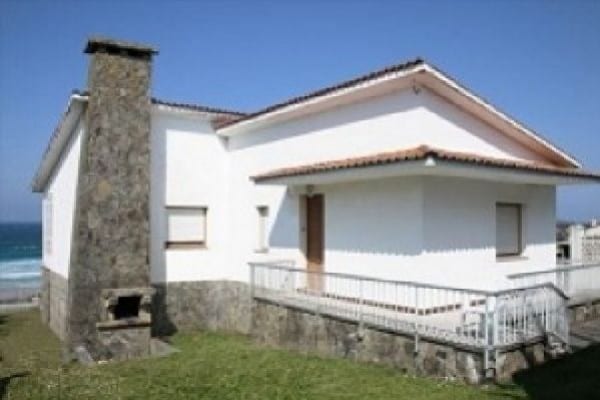 Art Surfcamp (Razo, Galicia, España)