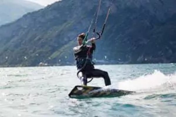 Avid Kiteboarding (Brenzone sul Garda)