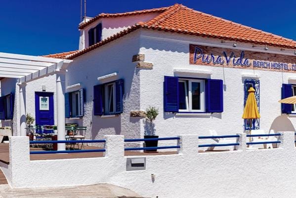 Pura Vida Beach Hostel (Lourinhã, Portugal)
