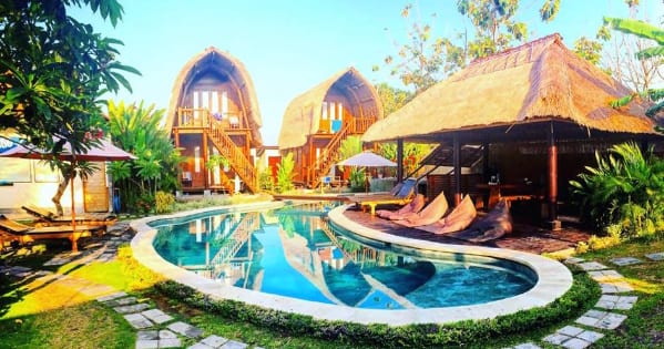 Surf WG (Bali, Indonesia)
